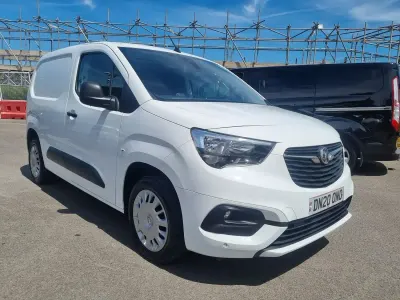 Used Vauxhall Combo Sportive 2020 White MPV