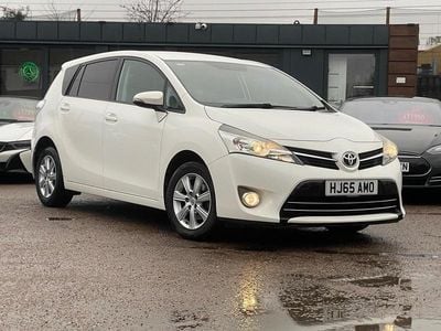 White Used 2015 Toyota Verso Multidrive S MPV | £10,990 (Fair price)