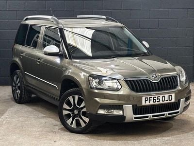 Used Skoda Yeti LAURIN & KLEMENT 150 HP (110 kW) 2015 Green SUV