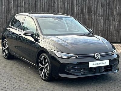 Begagnad VW Golf VIII Match 148 HK (108 kW) 2025 Svart Halvkombi