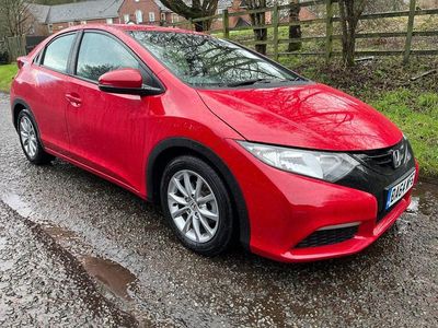 Begagnad Honda Civic S 2014 Röd Halvkombi