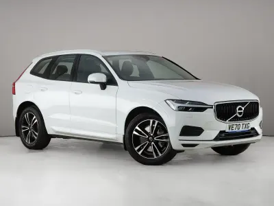 Used Volvo XC60 Momentum 250 HP (183 kW) 2021 White SUV