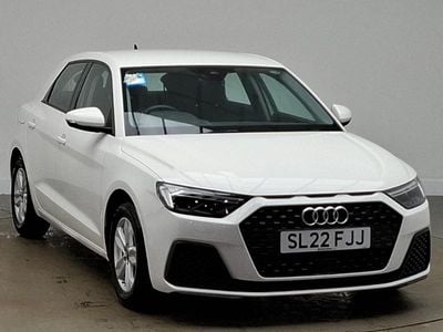 Used Audi A1 Design 95 HP (69 kW) 2022 White SUV