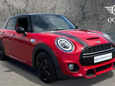 Used Mini Cooper S Sport 189 HP (139 kW) 2019 Red Hatchback