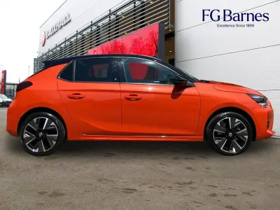 Used Vauxhall Corsa-e SRi 98 kW (134 HP) 2022 Orange Hatchback