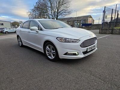 White Used 2018 Ford Mondeo Zetec Hatchback | £9,750 (Fair price)