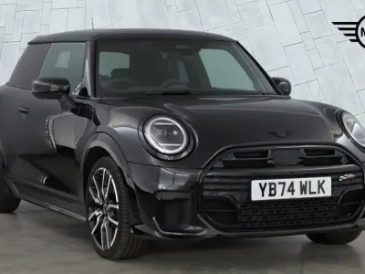 Used Mini Cooper S Hatch 201 HP (147 kW) 2025 Black Hatchback