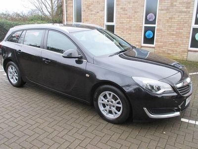 Black Used 2015 Vauxhall Insignia Design Edition Estate | £3,891 (Good price)