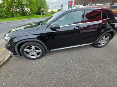 Używany Mercedes GLA220 AMG line 2015 Czarny SUV