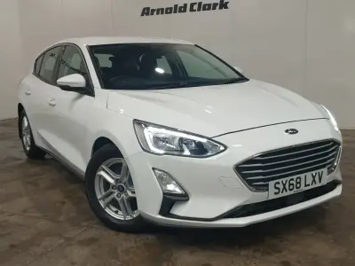 Używany Ford Focus Zetec 120 KM (88 kW) 2019 Biały Hatchback