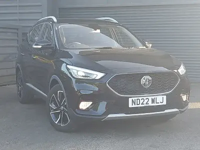 Usado MG ZS Exclusive 106 CV (77 kW) 2022 Negro SUV