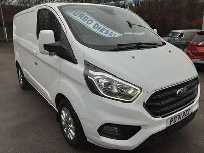 Used Ford Transit Custom Limited 130 HP (95 kW) 2021 White Van
