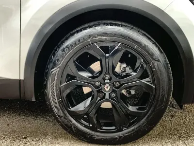 Używany Renault Captur Rive Gauche 91 KM (66 kW) 2023 Biały SUV