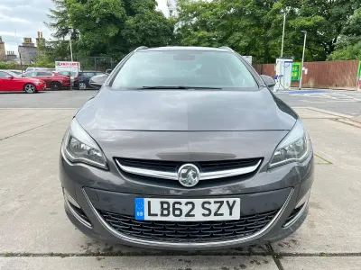 Used Vauxhall Astra S 165 HP (121 kW) 2013 Grey Estate