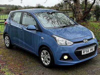 Blue Used 2016 Hyundai i10 SE Hatchback | £9,000 (Fair price)