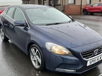 Used Volvo V40 SE 115 HP (84 kW) 2015 Blue Hatchback