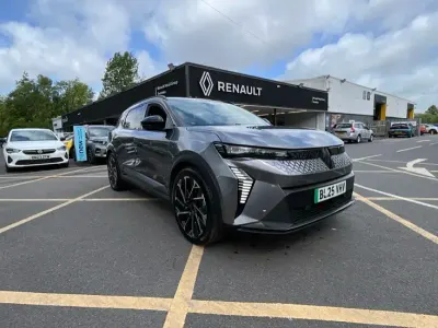 Second-hand Renault Scenic E-Tech Esprit Alpine 160 kW (218 CP) 2025 Alb SUV