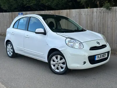 Begagnad Nissan Micra Tekna 98 HK (72 kW) 2011 Vit Halvkombi