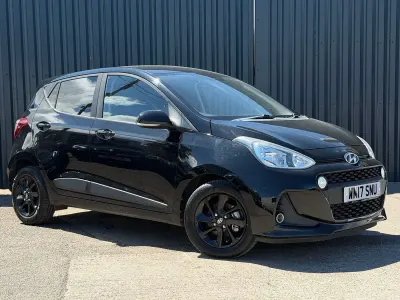 Used Hyundai i10 Premium 67 HP (49 kW) 2017 Black Hatchback