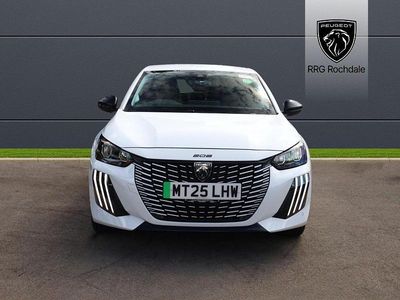 White Used 2025 Peugeot e-208 Allure Hatchback | £21,995