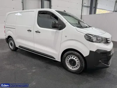 Used Peugeot e-Expert 100 kW (136 HP) 2024 White Van