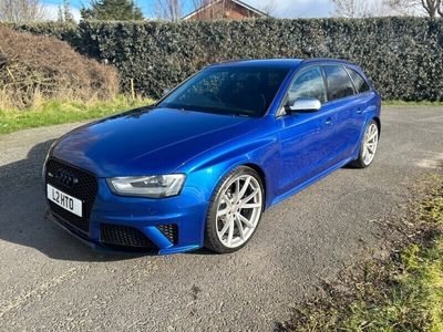 used Audi A4 4.2L RS4 AVANT FSI QUATTRO 5d AUTO 444 BHP