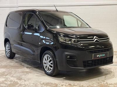 Used Citroën Berlingo 100 HP (73 kW) 2022 Black MPV
