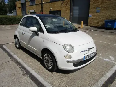 Used Fiat 500 Lounge 69 HP (50 kW) 2011 White Hatchback