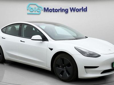 White Used 2021 Tesla Model 3 Standard Range Plus Sedan | £15,300 (Fair price)