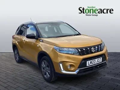Używany Suzuki Vitara SZ-T 116 KM (85 kW) 2023 Żółty SUV