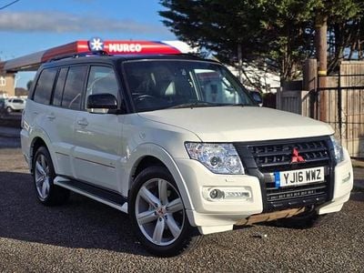 White Used 2016 Mitsubishi Shogun SUV | £12,995 (Super price)