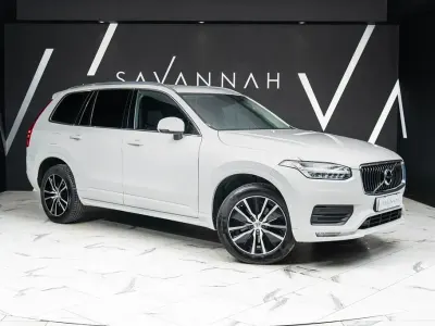 Used Volvo XC90 Momentum 235 HP (172 kW) 2021 White SUV