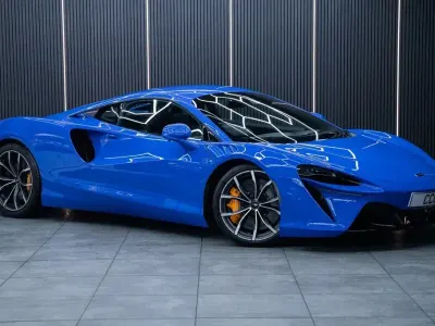 Used McLaren Artura 680 HP (500 kW) 2023 Blue Coupe