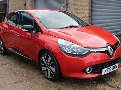 Used Renault Clio IV Dynamique 90 HP (66 kW) 2015 Red Hatchback