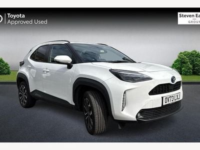 Used 2025 Toyota Yaris Hybrid Design Estate | £21,001 (Good price)