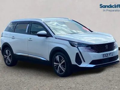 Second-hand Peugeot 5008 Allure Premium 131 CP (96 kW) 2022 Alb SUV