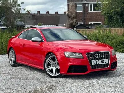 Used Audi RS5 Comfort 450 HP (330 kW) 2011 Red Coupe