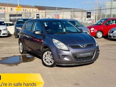 Used Hyundai i20 Classic 77 HP (56 kW) 2011 Grey Hatchback
