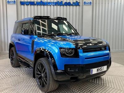 Black New 2025 Land Rover Defender HSE Dynamic SUV | £69,500 (Fair price)