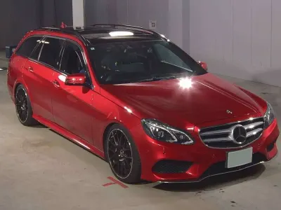 Używany Mercedes E350 Avantgarde 2015 Czerwony Kombi