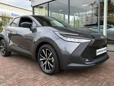 Second-hand Toyota C-HR Design 140 CP (102 kW) 2025 Gri SUV