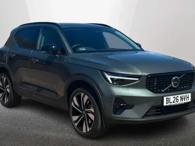 Used Volvo XC40 Plus 194 HP (142 kW) 2026 Green SUV