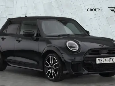Używany Mini Cooper Hatch 156 KM (114 kW) 2024 Szary Hatchback