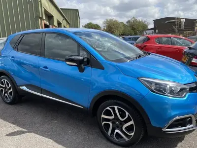 Used Renault Captur Dynamique 108 HP (79 kW) 2016 Blue SUV