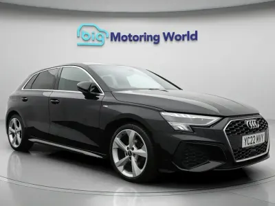Używany Audi A3 S-Line 109 KM (80 kW) 2022 Czarny Sedan/Limuzyna