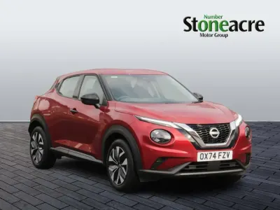 Używany Nissan Juke Acenta Premium 114 KM (83 kW) 2025 Czerwony SUV