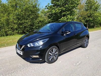 Usado Nissan Micra Acenta 90 HP (66 kW) 2017 Preto Citadino