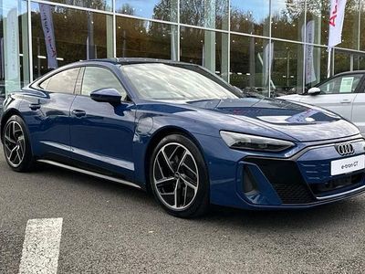 Blue New 2025 Audi e-tron GT quattro Comfort Sedan | £74,490 (Fair price)