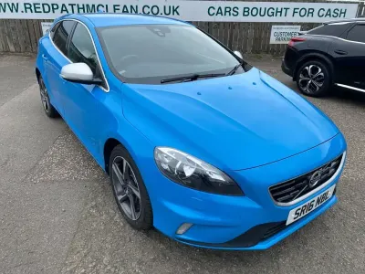 Used Volvo V40 R-Design 150 HP (110 kW) 2016 Blue Hatchback