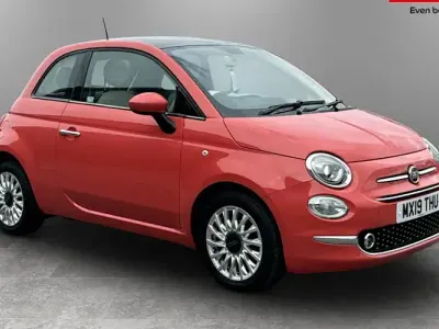 Begagnad Fiat 500 Lounge 69 HK (50 kW) 2019 Halvkombi